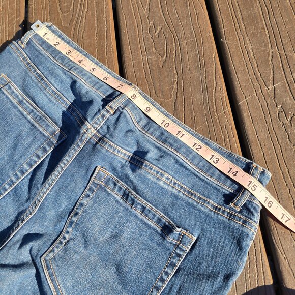 Maurices cropped split raw hem jeans, size 7/8.  VGUC - Picture 5 of 9